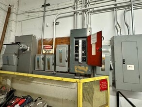 2202-2218 E Magnolia St, Phoenix, AZ for lease Interior Photo- Image 1 of 15