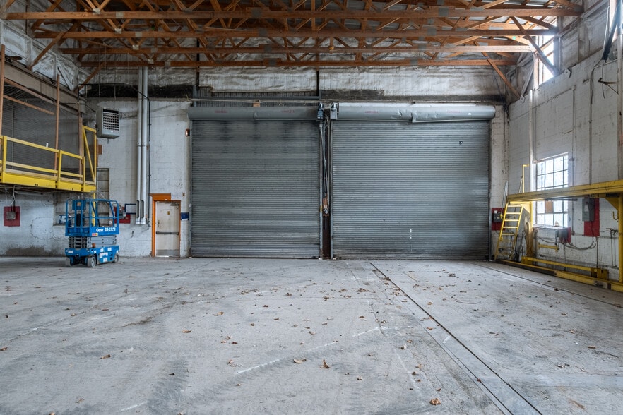 1910 N Old Trl, Selinsgrove, PA for sale - Building Photo - Image 3 of 7