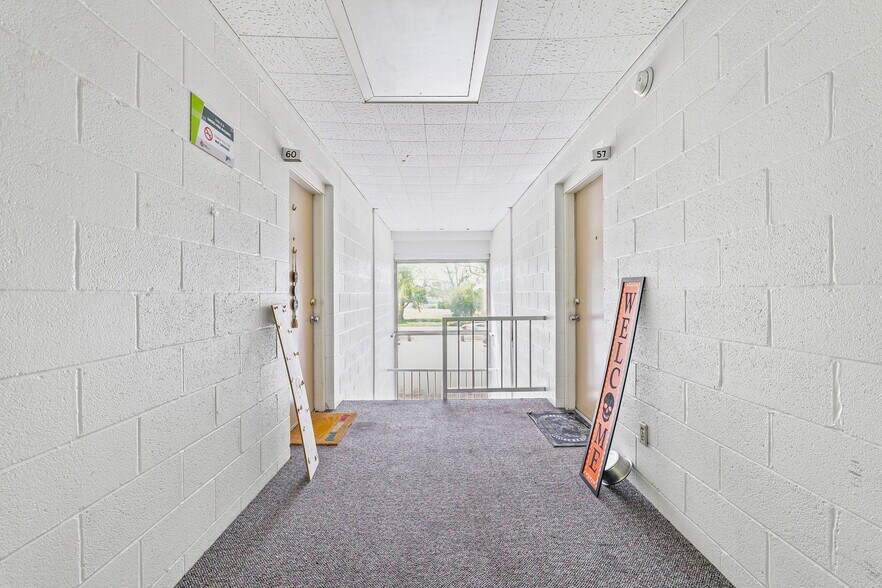 4760 Dorr St, Toledo, OH for sale - Building Photo - Image 3 of 6