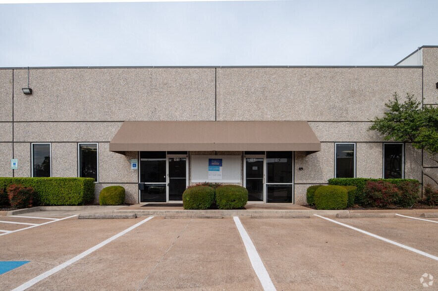 7415 Whitehall St, Richland Hills, TX for lease - Building Photo - Image 2 of 32