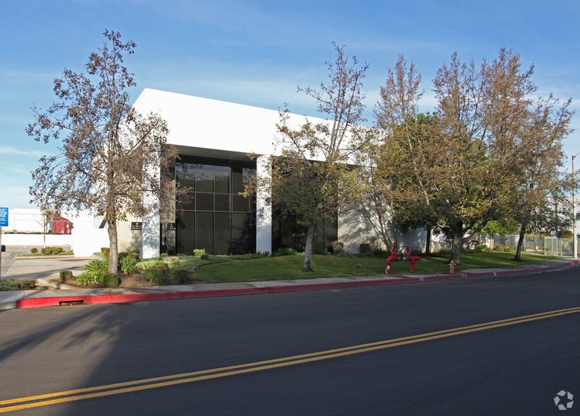 919 Radecki Ct, Rowland Heights, CA for lease - Building Photo - Image 3 of 18