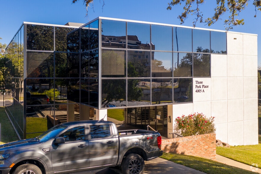 4005 Banister Ln, Austin, TX for lease - Building Photo - Image 3 of 8