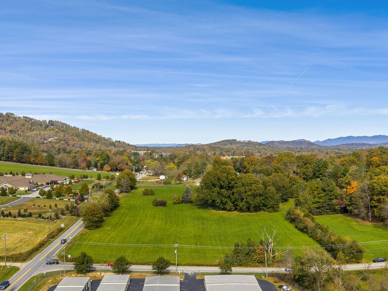 5620 Old Haywood Rd, Mills River, NC for sale - Aerial - Image 3 of 11