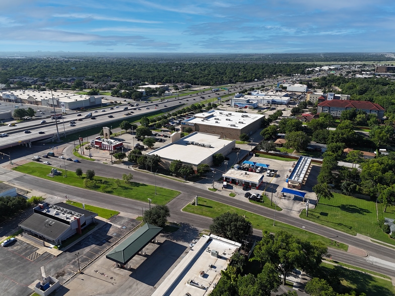 747 NE Loop 820, Hurst, TX for sale - Building Photo - Image 2 of 6