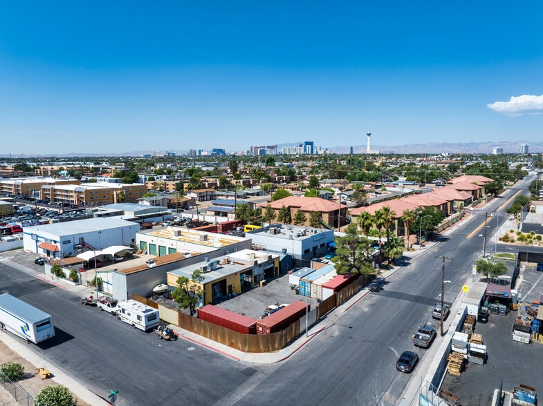 73 N 30th St, Las Vegas, NV for sale - Building Photo - Image 1 of 15