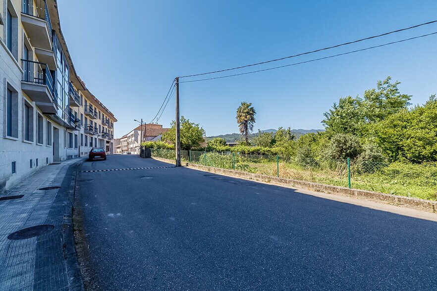 Retail in Mondariz for sale - Building Photo - Image 2 of 22