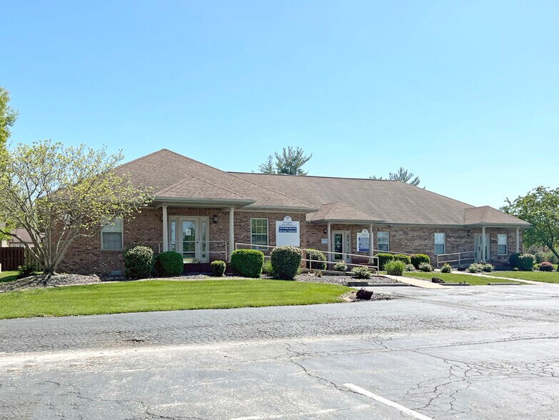 9 Eagle Center, O'Fallon, IL for sale - Building Photo - Image 1 of 1