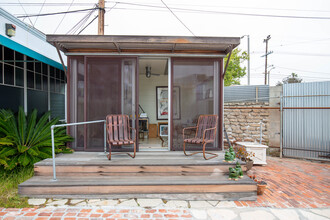 891 Abbot Kinney Blvd, Venice, CA for lease Building Photo- Image 1 of 1