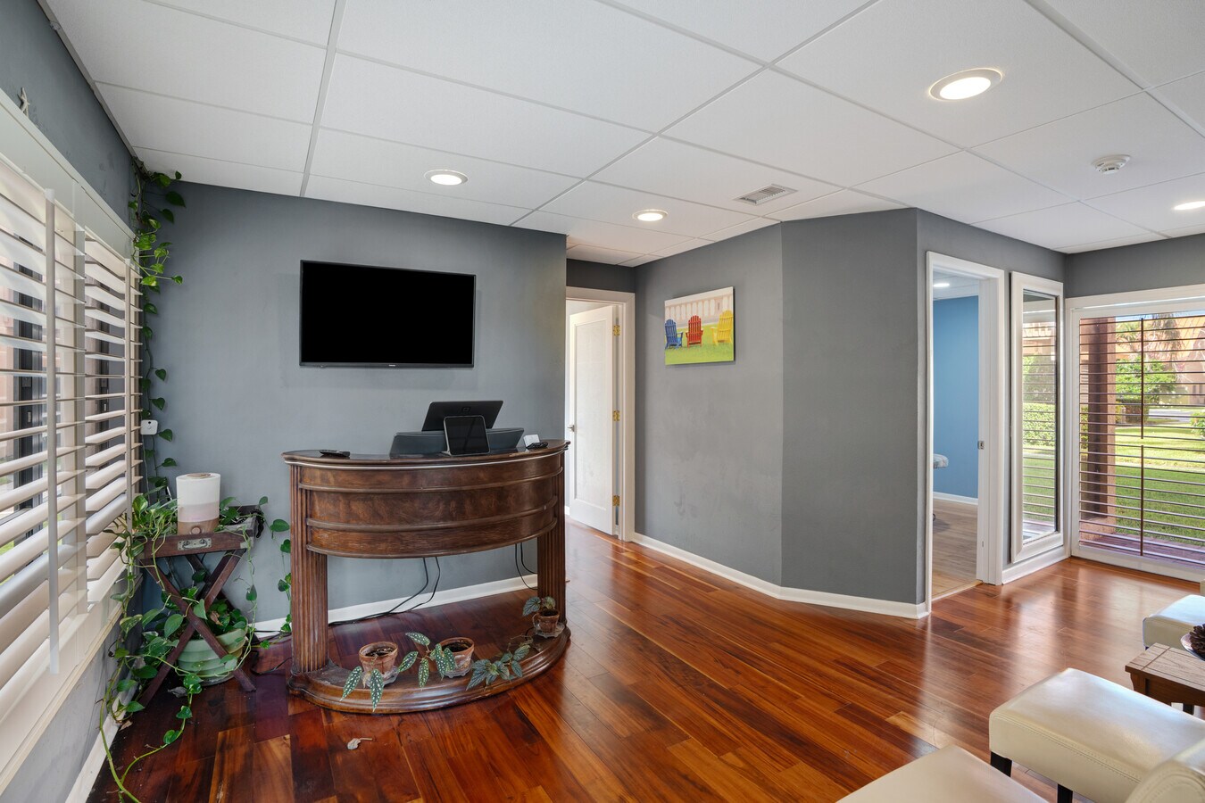 2831 Ringling Blvd, Sarasota, FL 34237 - Unit F-123 - - Interior Photo - Image 1 of 9