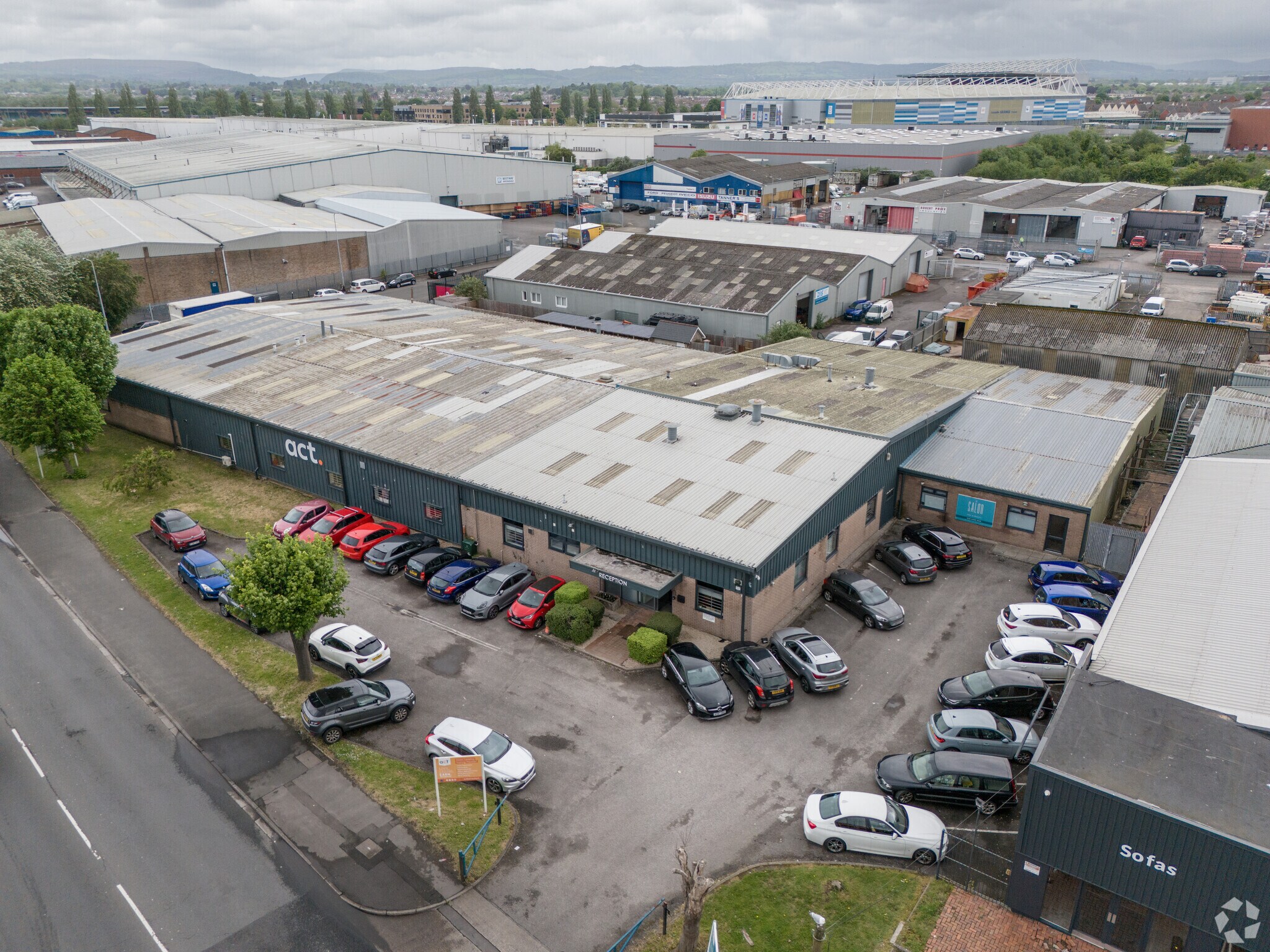 Hadfield Rd, Cardiff for sale Primary Photo- Image 1 of 4