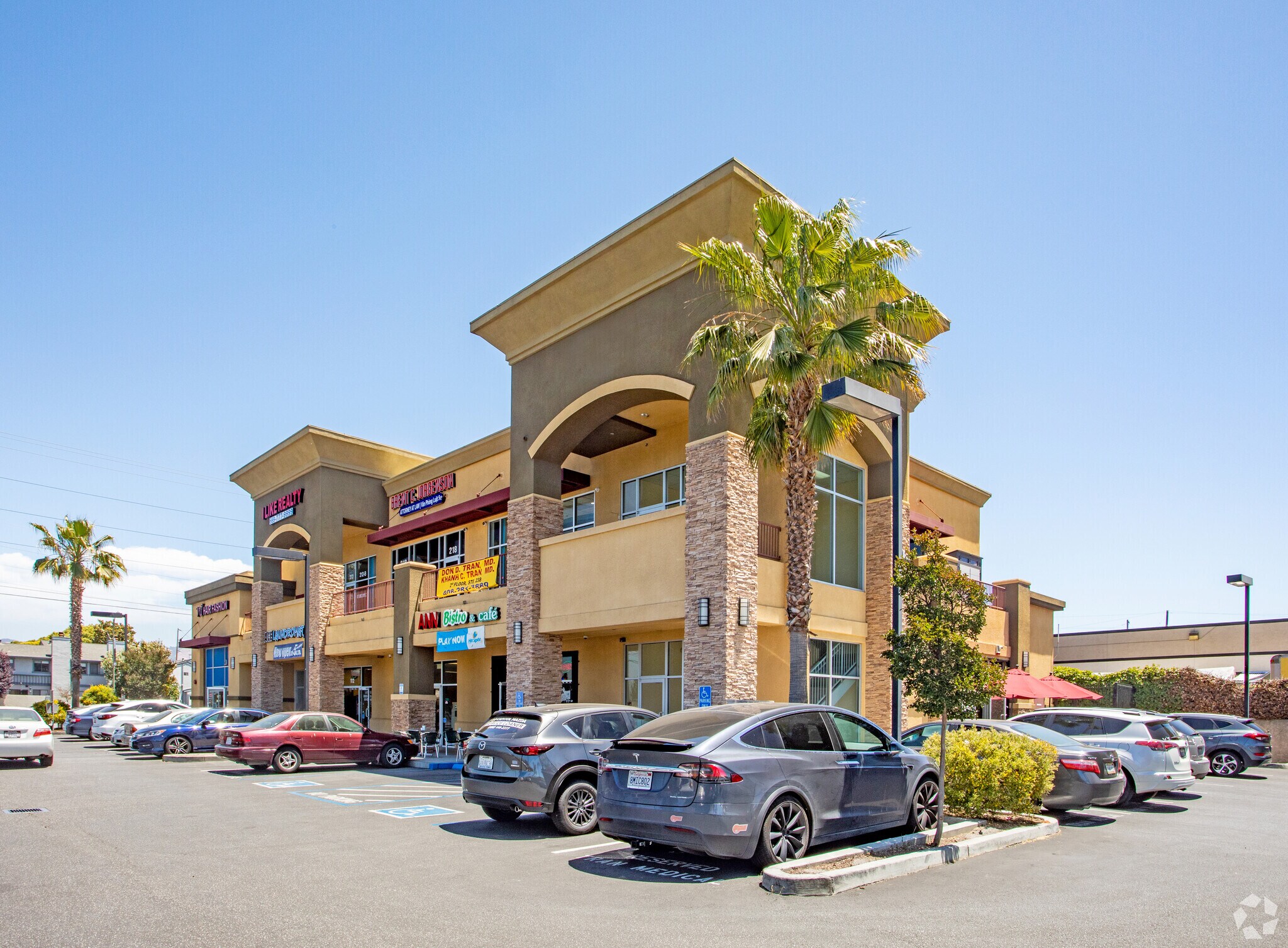 2611 Senter Rd, San Jose, CA 95111 Office/Medical for Lease