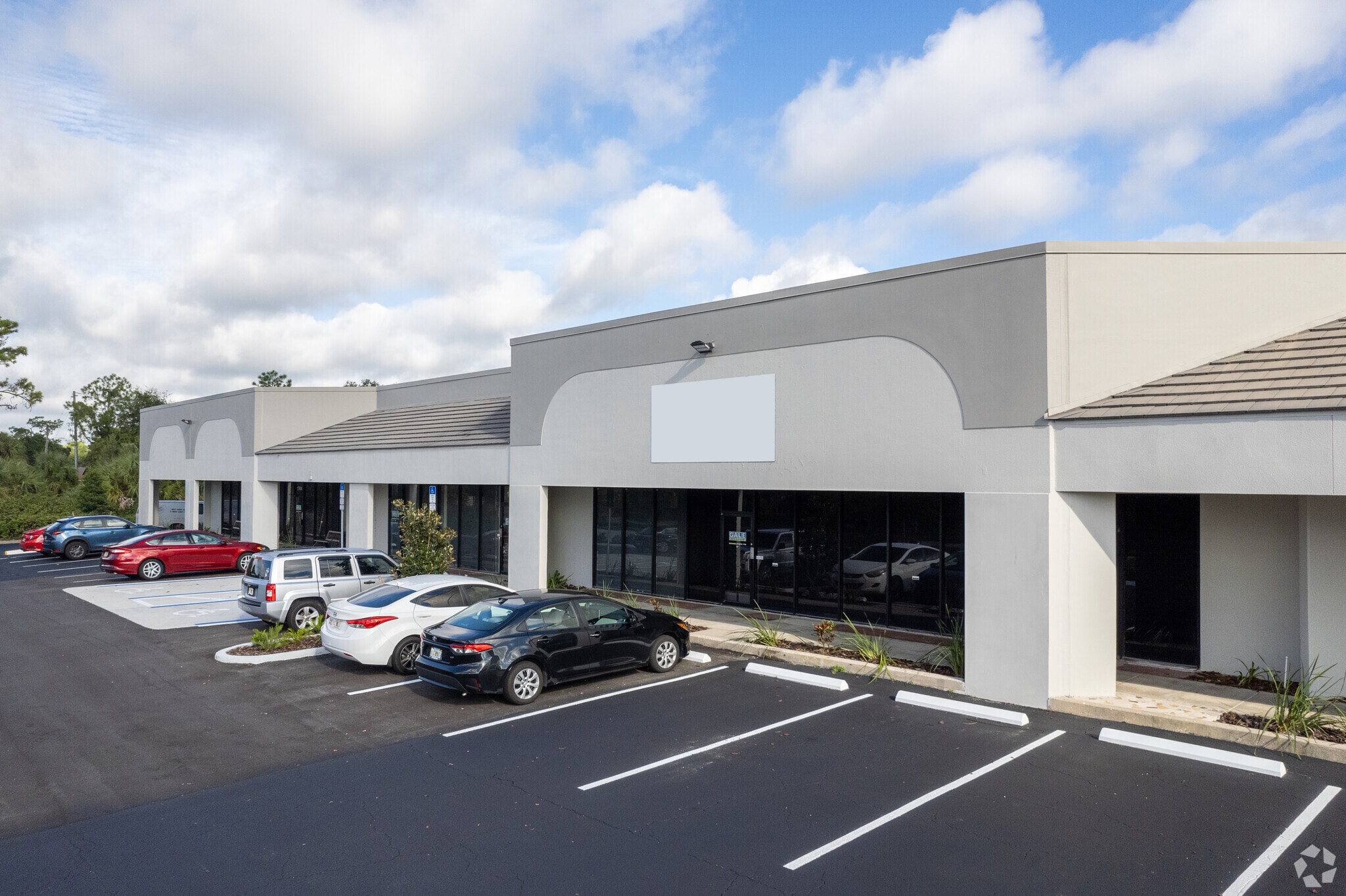 285 W Central Pky, Altamonte Springs, FL for lease Building Photo- Image 1 of 2