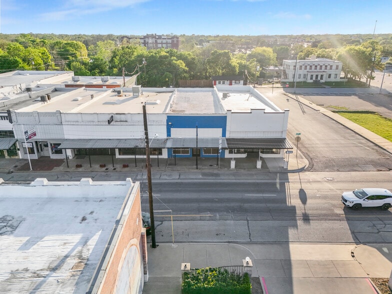 204 S Main St, Cleburne, TX for sale - Building Photo - Image 2 of 15
