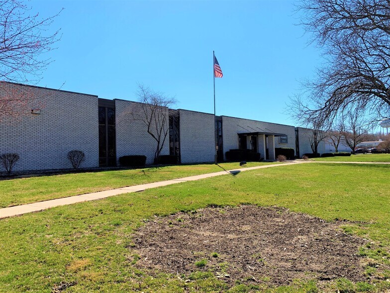 509 S Poplar St, Lagrange, IN for sale - Primary Photo - Image 1 of 1