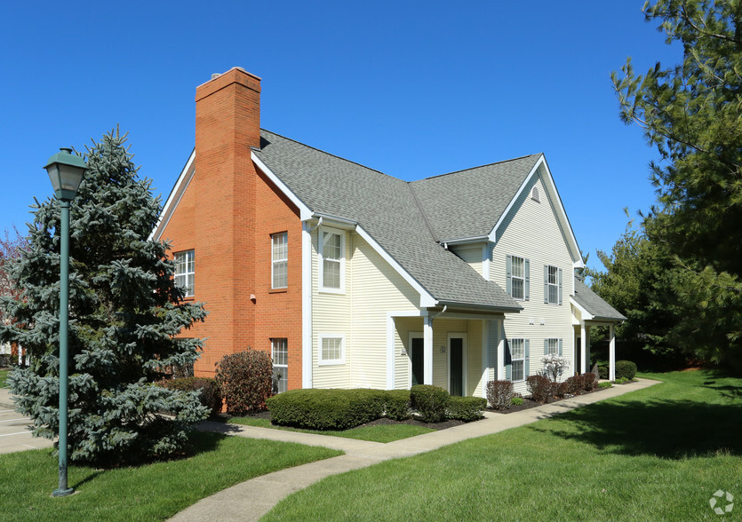 210 Retreat Ln, Westerville, OH for sale - Primary Photo - Image 1 of 1