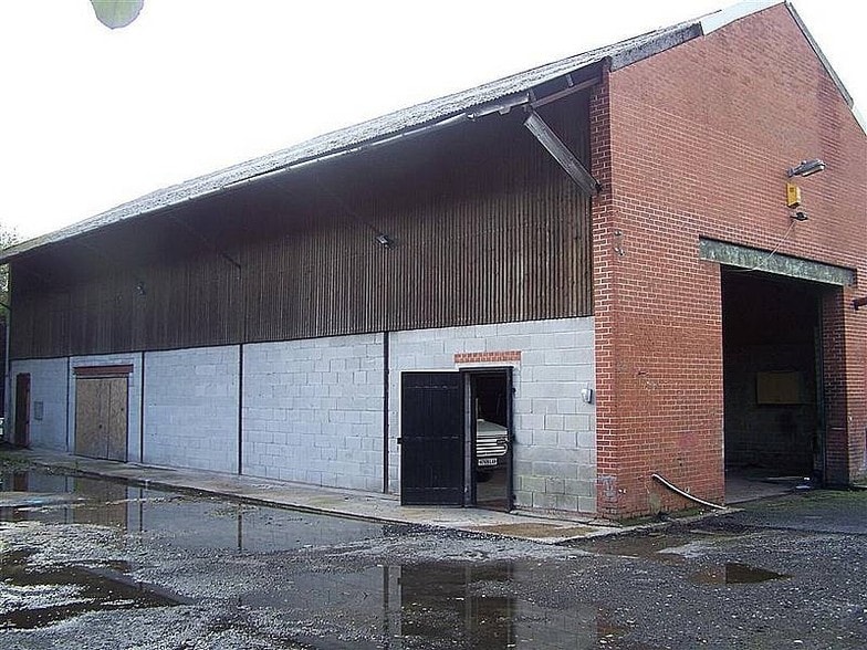 Union St, Oldham for lease - Building Photo - Image 1 of 2
