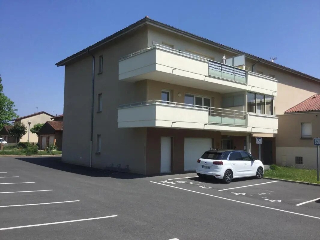 151 Route De Marboz, Foissiat for lease Building Photo- Image 1 of 8