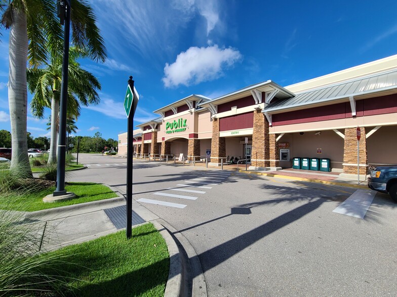 24123 Peachland Blvd, Port Charlotte, FL for lease - Building Photo - Image 1 of 11