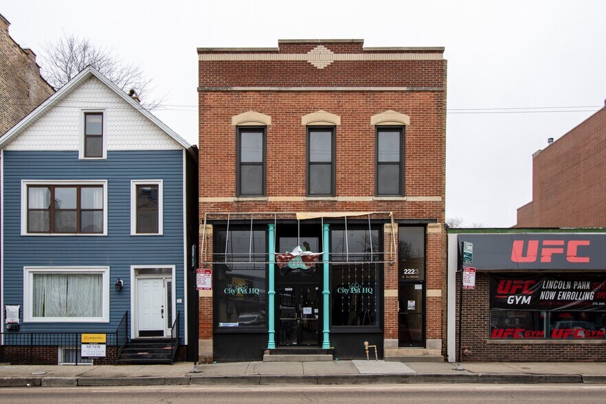 2223 N Clybourn Ave, Chicago, IL 60614