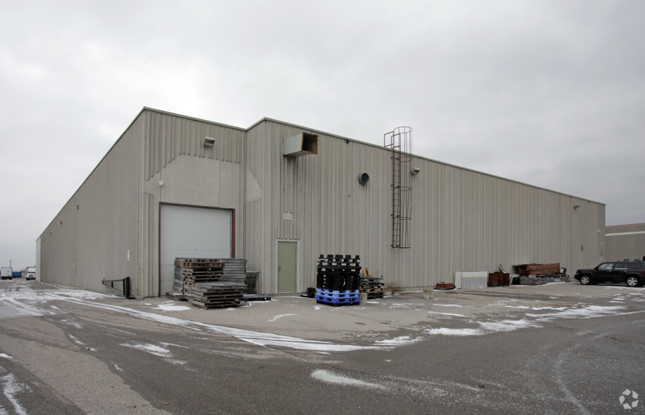 946 Edgeley Blvd, Vaughan, ON for lease - Building Photo - Image 2 of 2