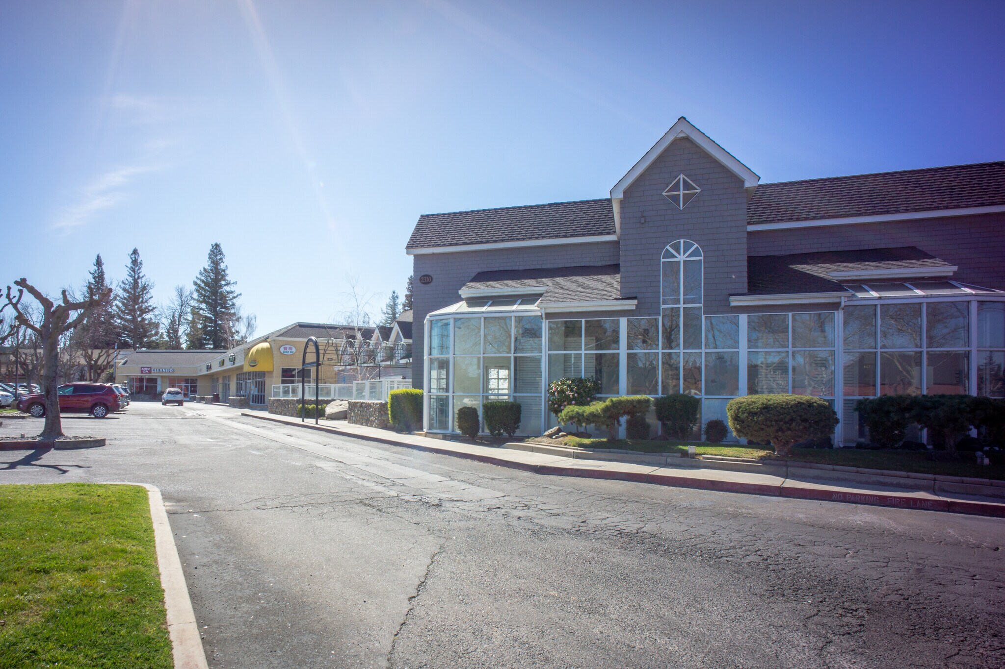 2326 Fair Oaks Blvd, Sacramento, CA 95825 Pavillion South