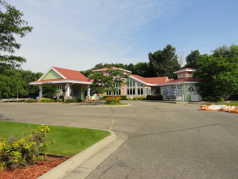 2800 N Nokomis NE, Alexandria, MN for sale - Building Photo - Image 1 of 1