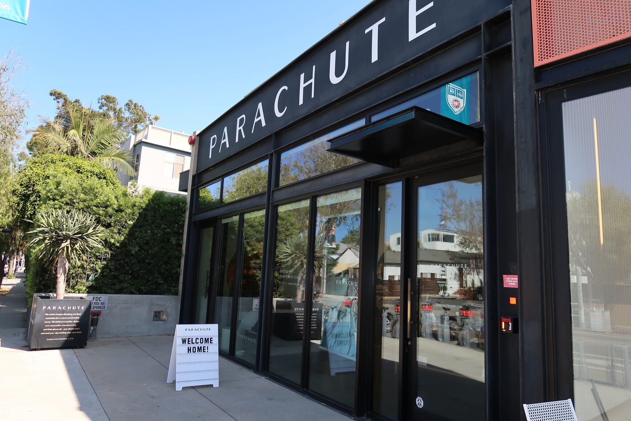 540-542 Rose Ave, Venice, CA for lease Building Photo- Image 1 of 2