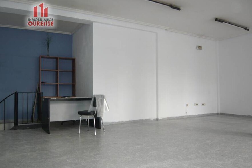 Retail in Ourense, Orense for lease - Building Photo - Image 2 of 6