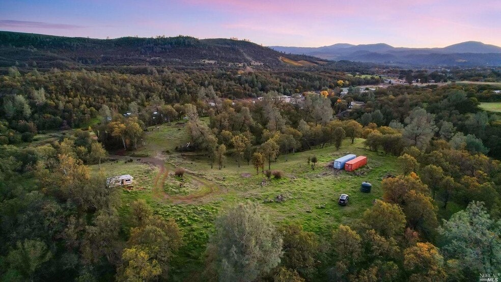 2185 Ogulin Canyon Rd, Clearlake, CA for sale - Primary Photo - Image 1 of 10