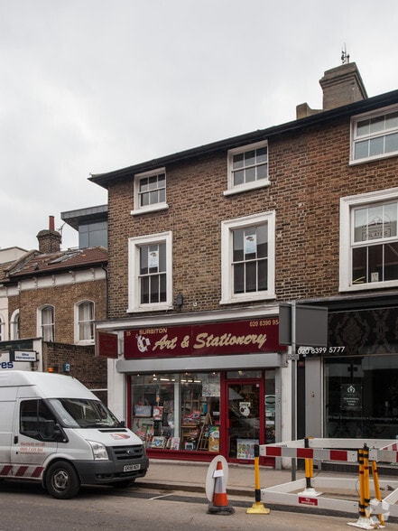 35A Victoria Rd, Surbiton for sale - Primary Photo - Image 1 of 1