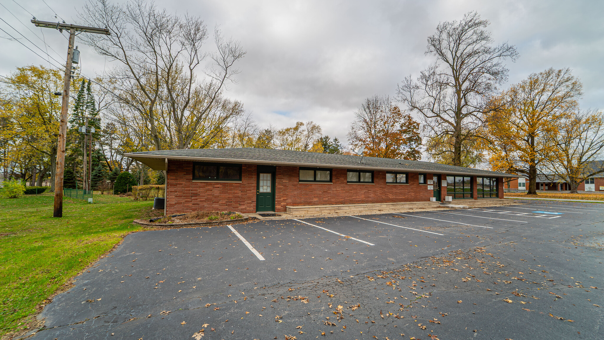 705 N Main St, Kouts, IN for sale Primary Photo- Image 1 of 13