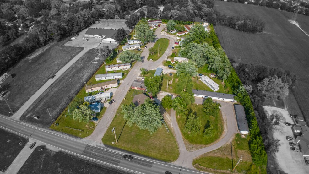 12041212 S Morley St, Moberly, MO 65270