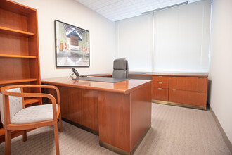 89 Headquarters Plz, Morristown, NJ for lease Interior Photo- Image 2 of 8