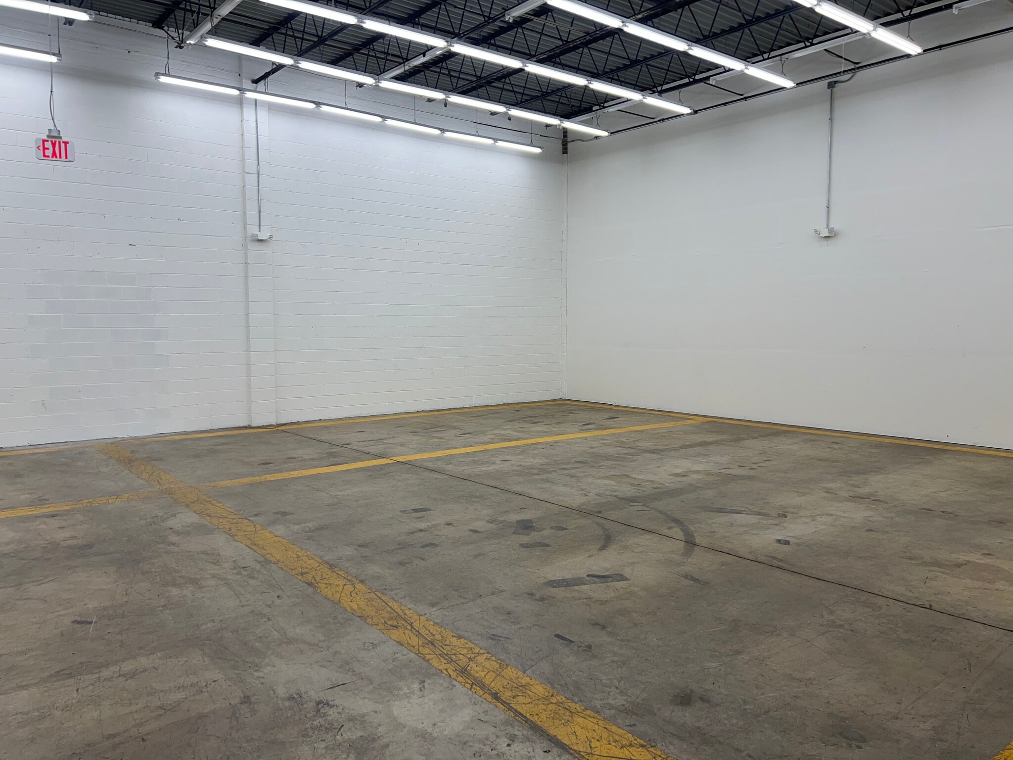 901-929 S Pickett St, Alexandria, VA for lease Interior Photo- Image 1 of 3