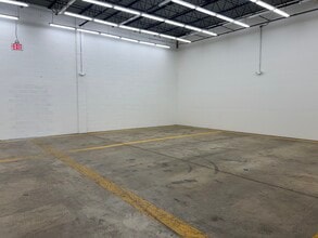 901-929 S Pickett St, Alexandria, VA for lease Interior Photo- Image 1 of 3