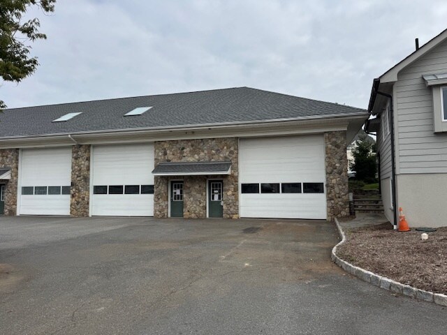 26 Bogert St, Closter, NJ for lease - Building Photo - Image 2 of 2