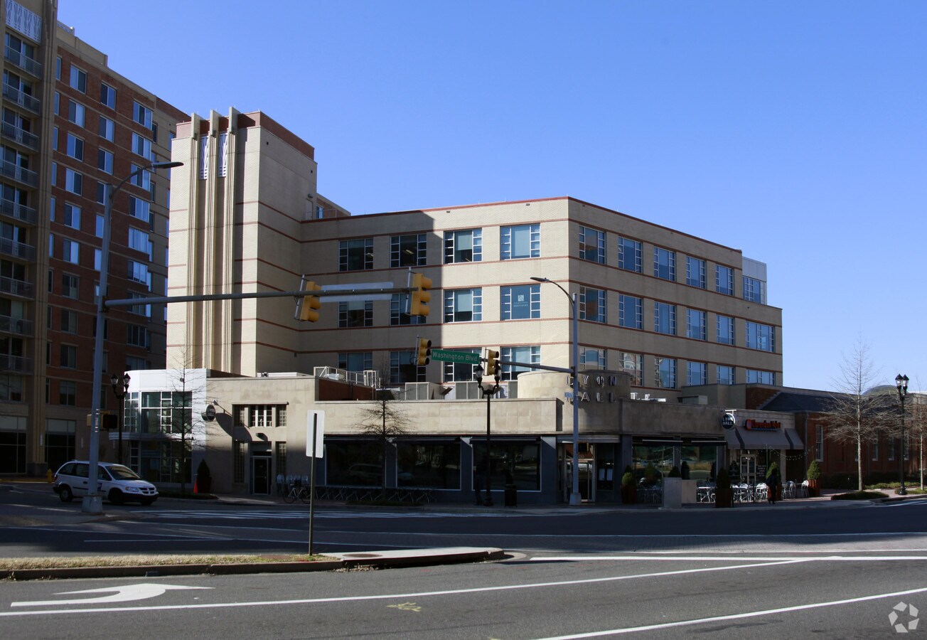 31003118 Washington Blvd, Arlington, VA 22201 Industrious at