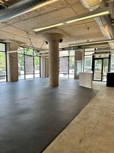 328 S Jefferson St, Chicago, IL for lease Building Photo- Image 2 of 7