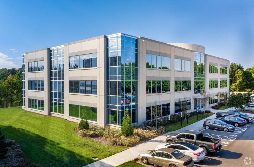 360 Kingsley Park Dr, Fort Mill, SC for lease - Building Photo - Image 3 of 12