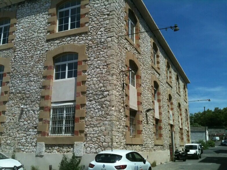 31 Boulevard Charles Moretti, Marseille for lease - Building Photo - Image 1 of 17