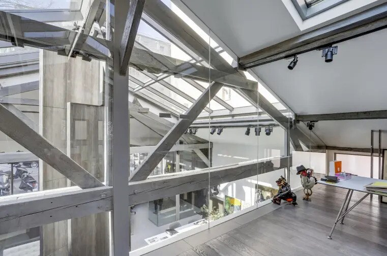 Office in Suresnes for sale - Building Photo - Image 3 of 9