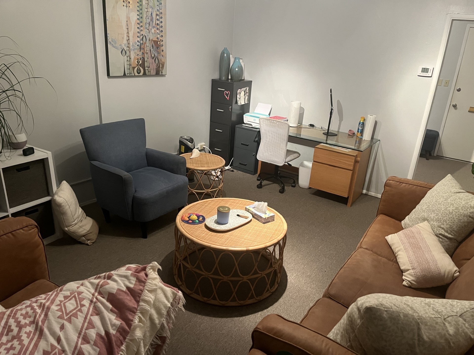 2100 N Sepulveda Blvd, Manhattan Beach, CA for lease Interior Photo- Image 1 of 4