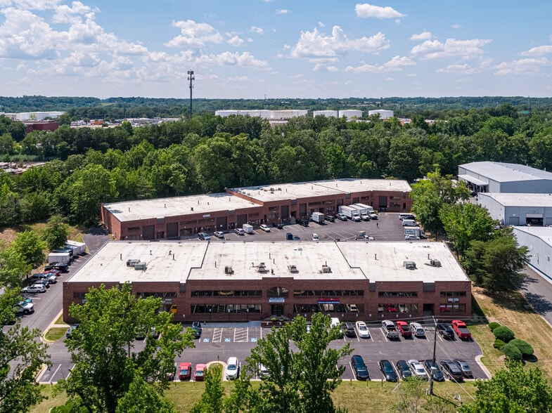 8208 Cinder Bed Rd, Lorton, VA 22079 | LoopNet