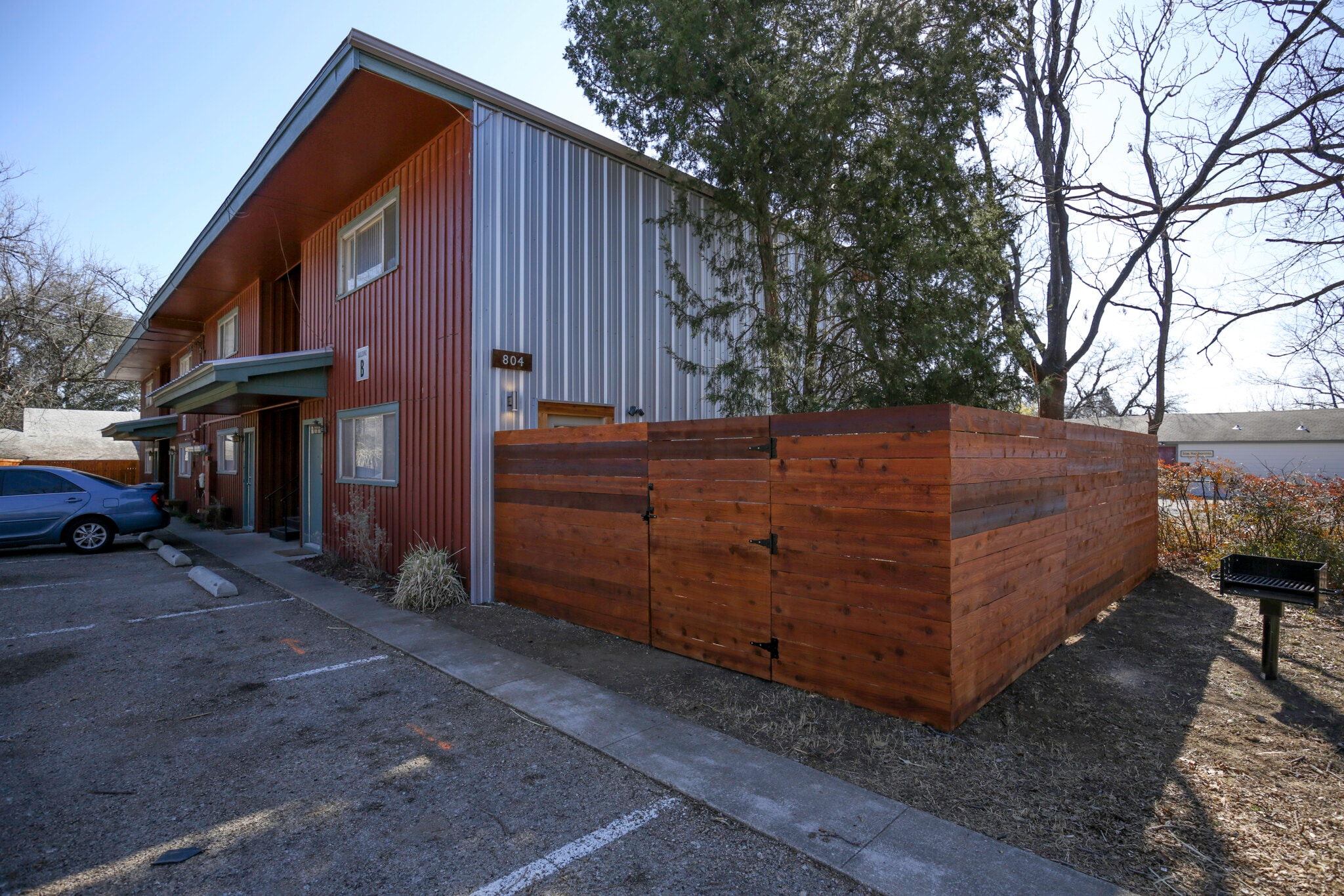 810 Locust Street, Denton, TX for sale Primary Photo- Image 1 of 1