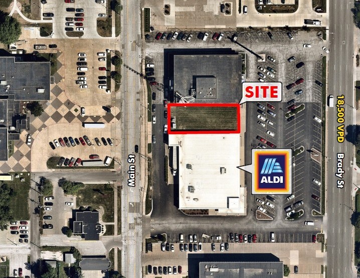 1702 Brady St, Davenport, IA for sale Primary Photo- Image 1 of 1