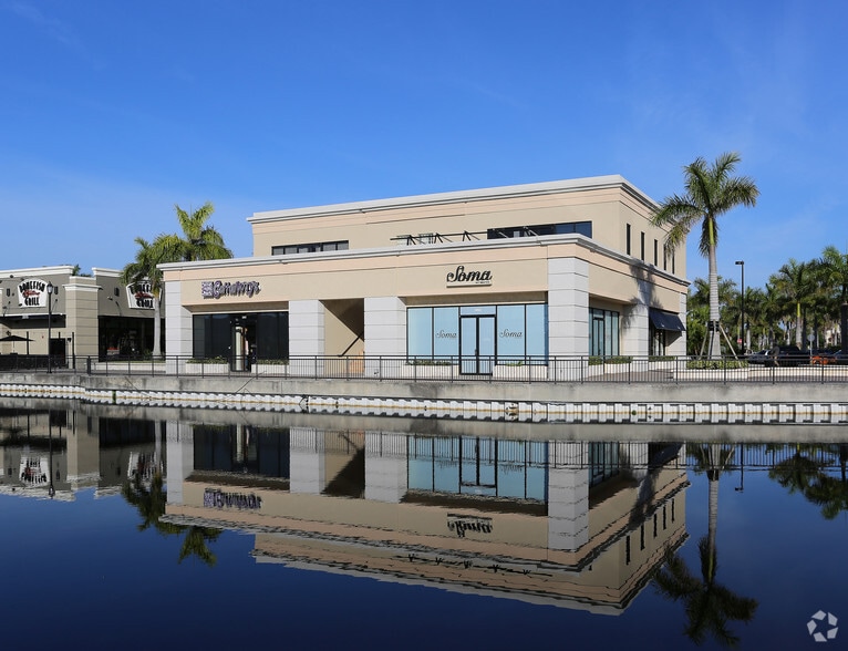 2089 Indian River Blvd, Vero Beach, FL for lease - Building Photo - Image 3 of 12