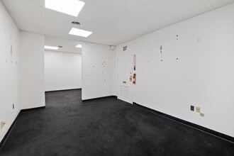 2401 Blueridge Ave, Wheaton, MD for lease Interior Photo- Image 2 of 14