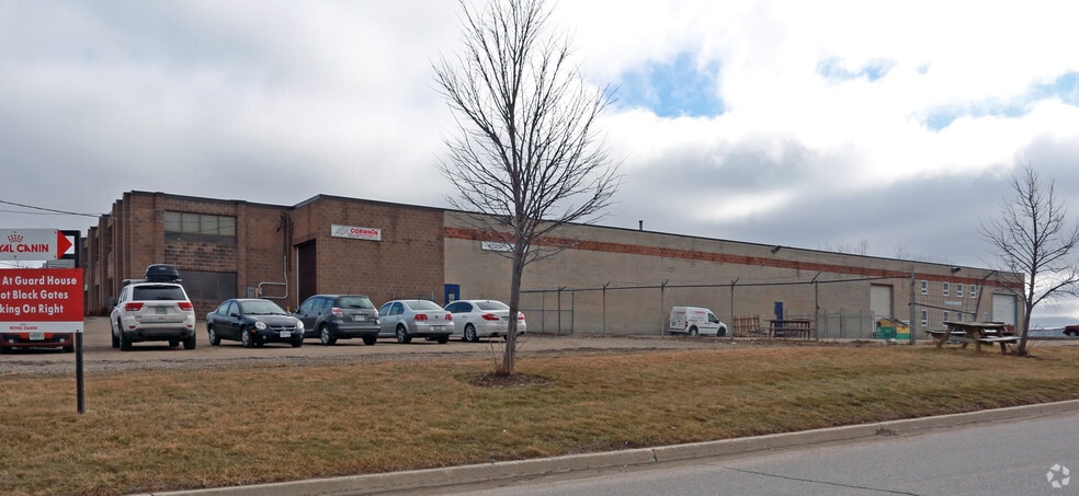 11 Nicholas Beaver Rd, Puslinch, ON for lease - Building Photo - Image 3 of 5