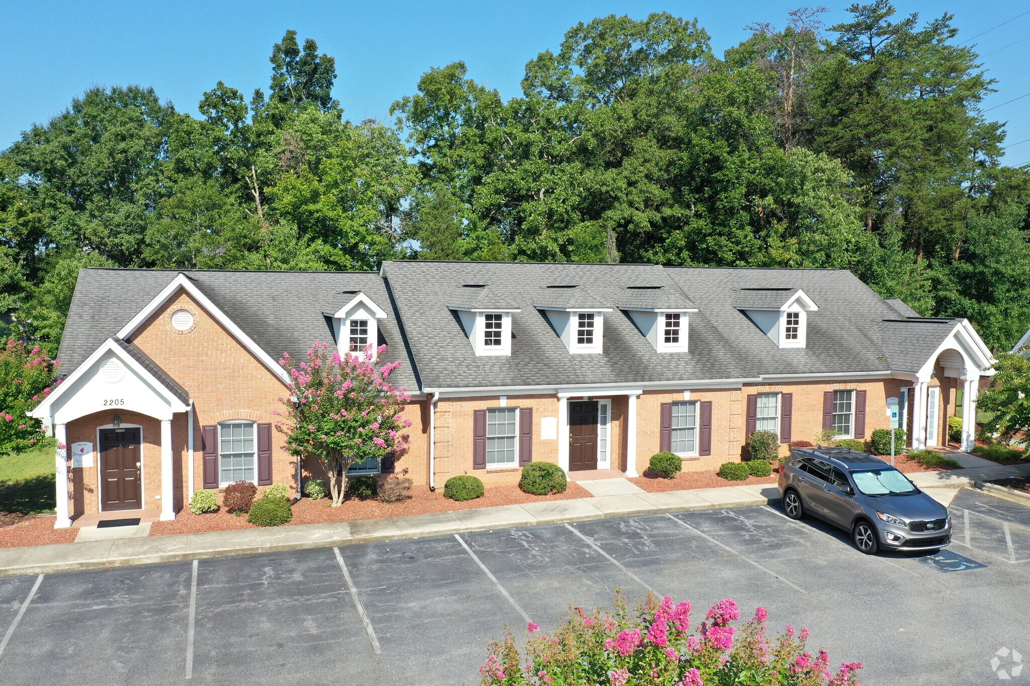 2205 Eastchester Dr, High Point, NC 27265