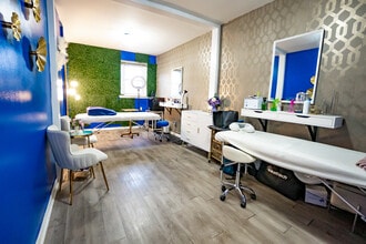 4331 Gallatin St, Hyattsville, MD for lease Interior Photo- Image 2 of 7